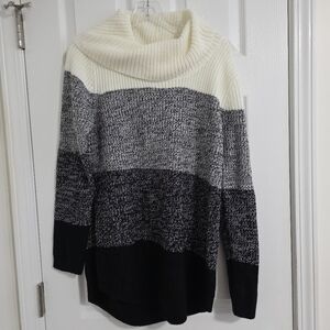 Women’s Apt 9 Striped Off-white/Cream Black Grey Sweater Size Large Cowl Neck